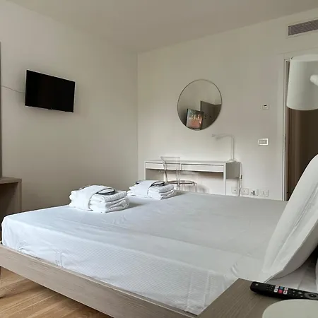 Welc-om Santa Sofia Apartment *
